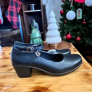 Mary Jane Women’s Heels